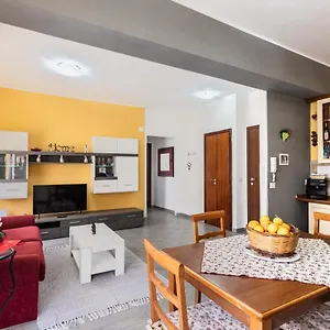 La Casa Di Marta Noto